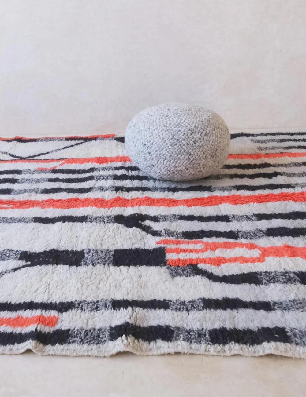 Modern Boujaad Wool Rug 11.9 x 7.9 ft / 363 x 243 cm - Surcoma