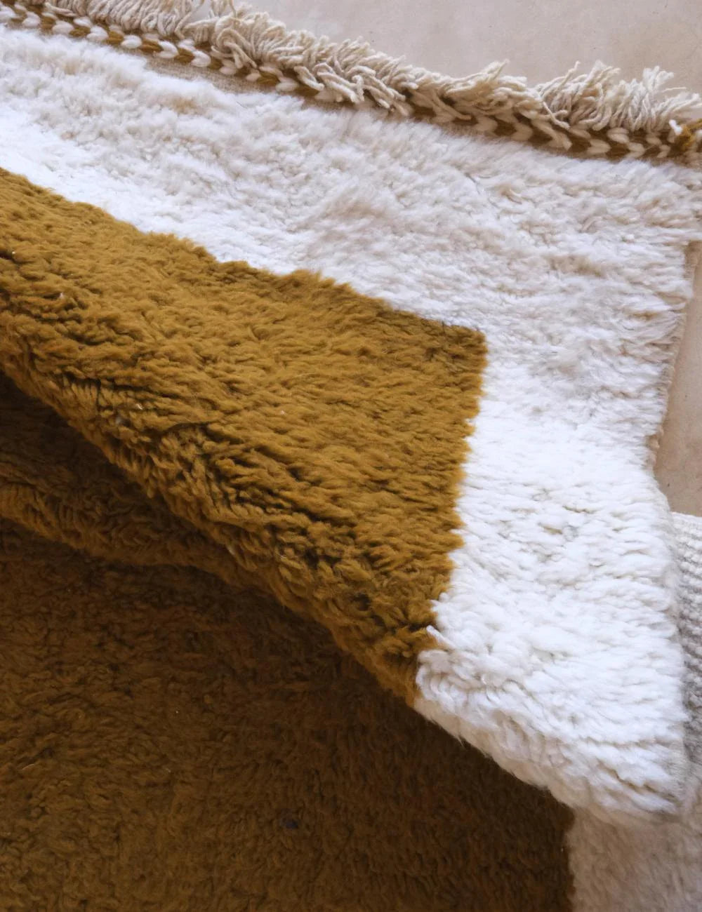Moroccan Contemporary Wool Rug 8.7 x 7.4 ft / 266 x 228 cm - Surcoma