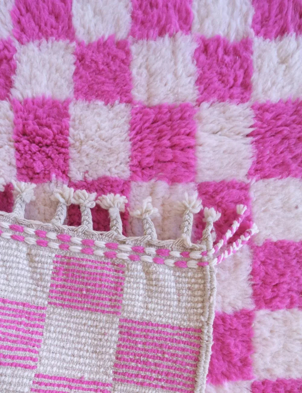 Checkered Neon Hot Pink Wool Rug 6.8 x 5.7 ft / 208 x 176 cm - Surcoma