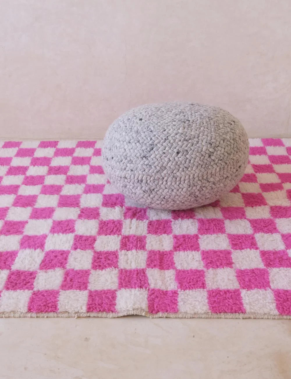 Checkered Neon Hot Pink Wool Rug 6.8 x 5.7 ft / 208 x 176 cm - Surcoma