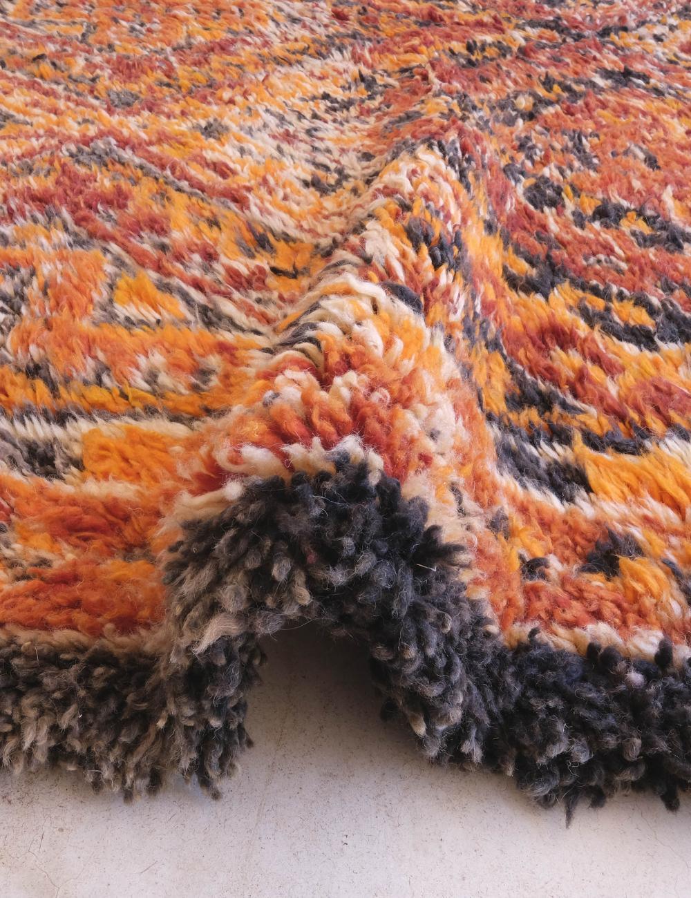 Beni Mguild Rug 12.3 x 7.1 ft / 375 x 218 cm - Surcoma