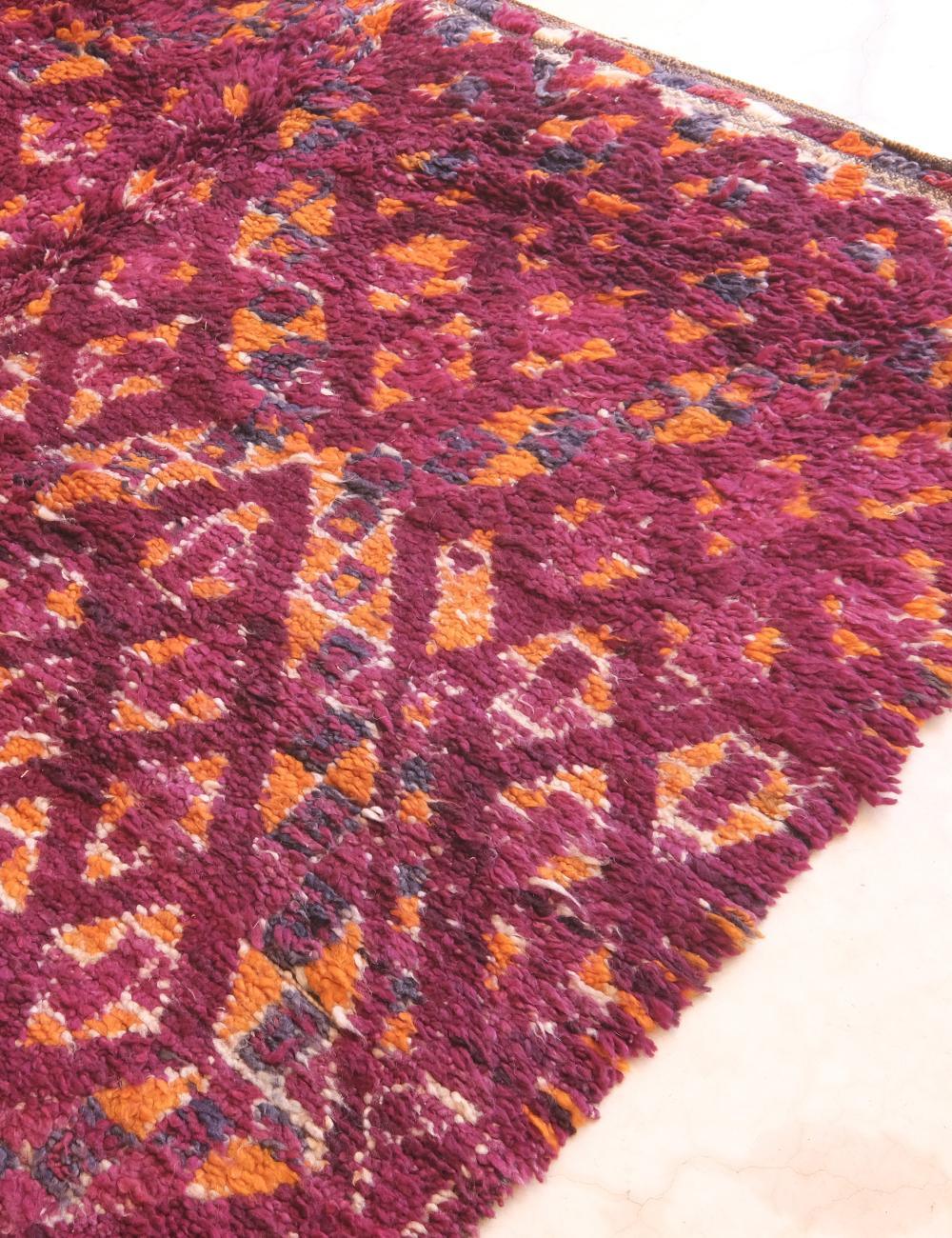 Vintage Moroccan Rug 11.5 x 6.1 ft / 350 x 187 cm - Surcoma