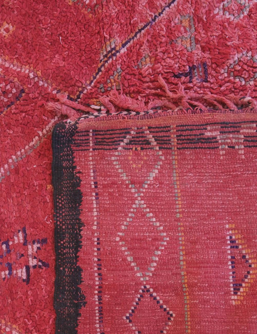Tribal Red Moroccan Rug 10 x 6.4 ft / 306 x 195 cm - Surcoma