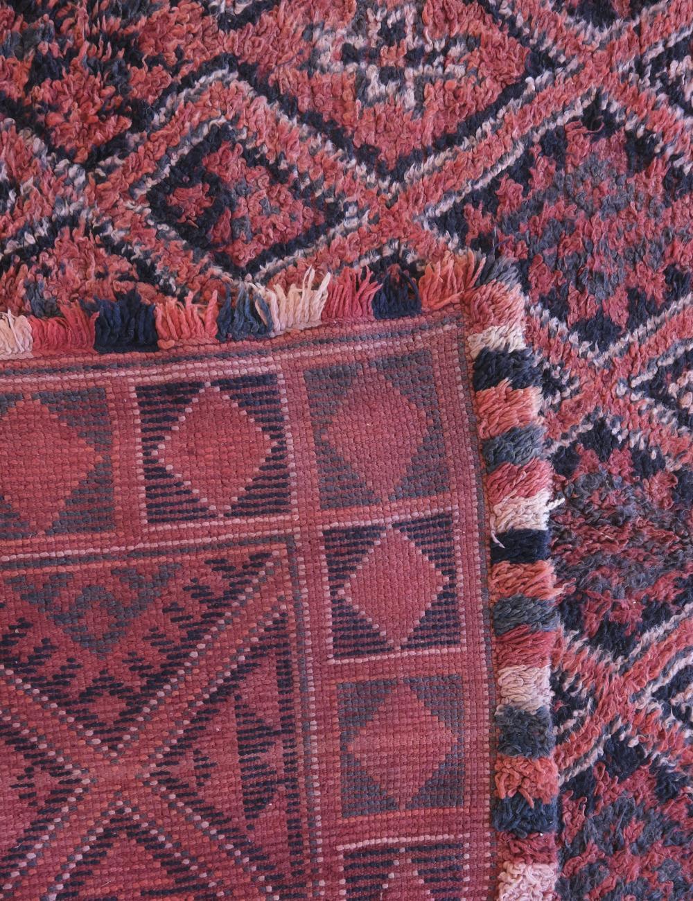 Faded Red Moroccan Wool Rug 10.9 x 6.8 ft / 332 x 210 cm - Surcoma