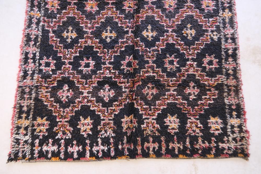 Moroccan Beni M'Guild Wool Rug 10 x 6.33 ft / 304 x 193 cm - Surcoma
