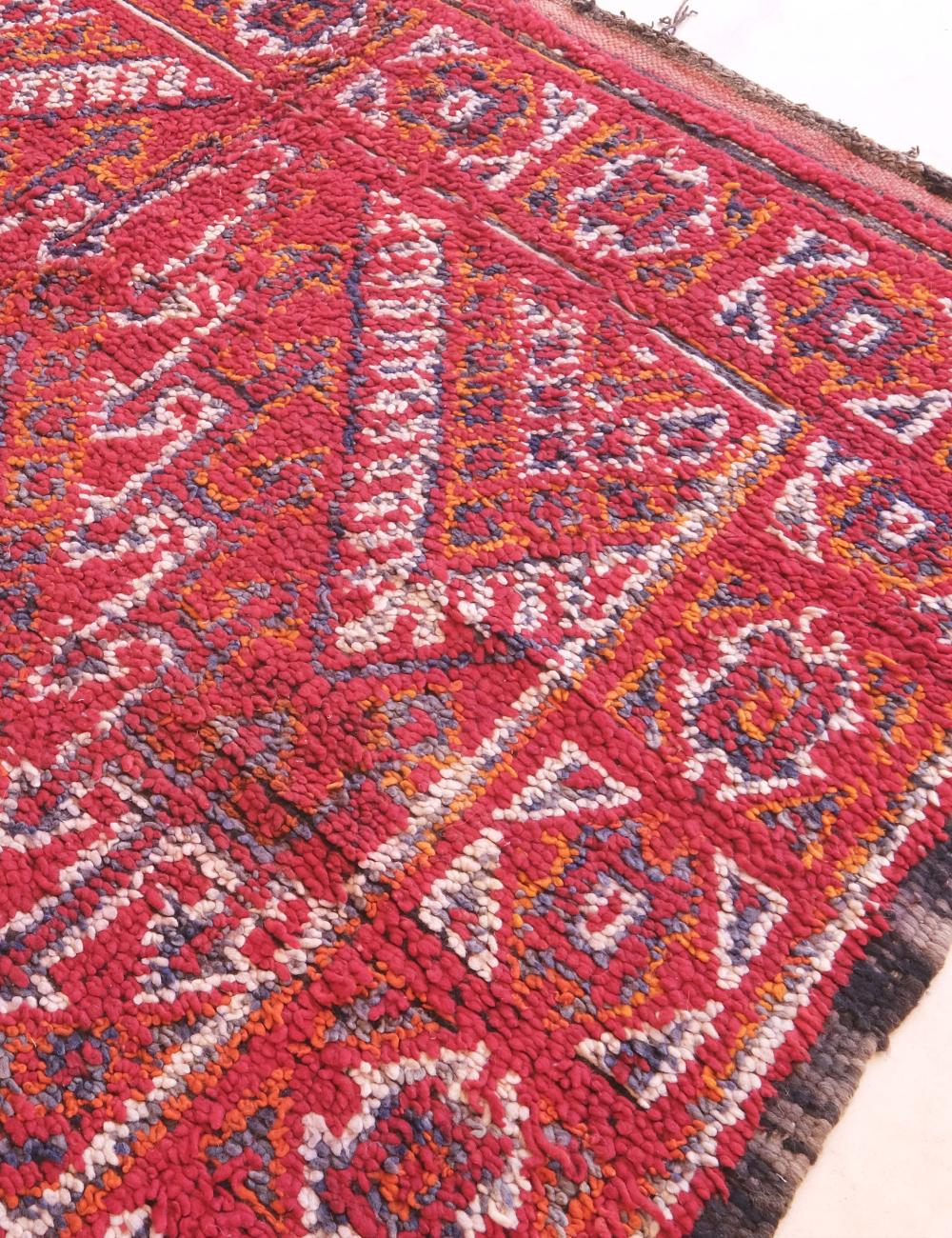 Red Moroccan Rug 10.6 x 5.9 ft / 322 x 180 cm - Surcoma