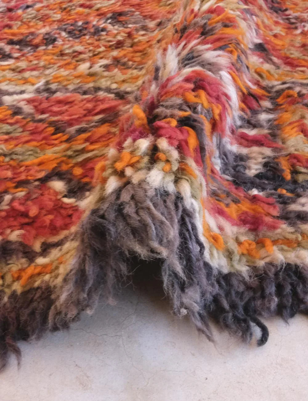 Moroccan Beni MGuild Collector Rug 9.5 x 6.8 ft / 290 x 209 cm - Surcoma