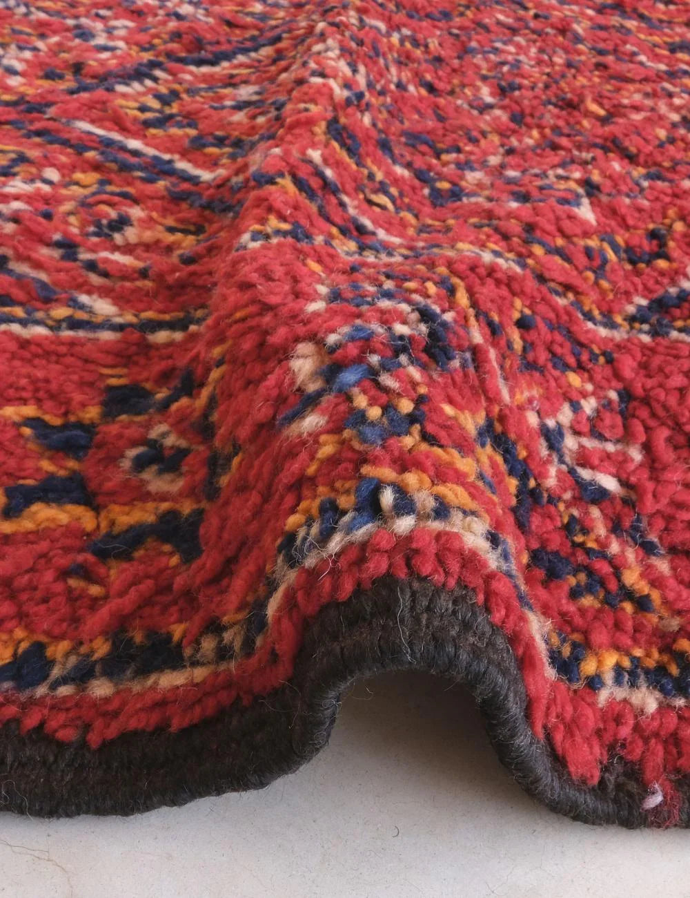 Moroccan Beni MGuild Red Rug 9.4 x 6.5 ft / 286 x 199 cm - Surcoma