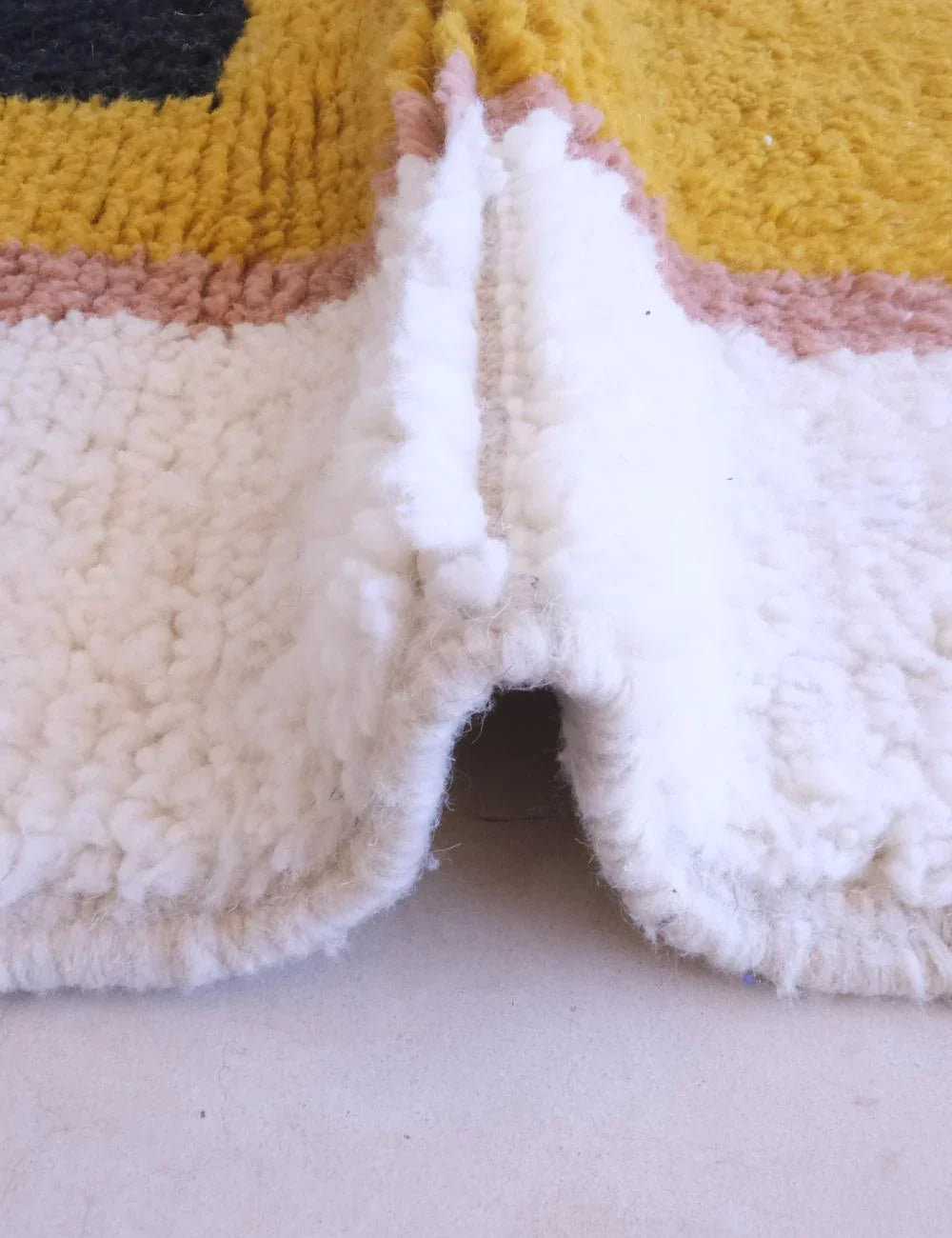 Moroccan Handknotted Contemporary Rug 6 x 3.2 ft / 183 x 100 cm - Surcoma