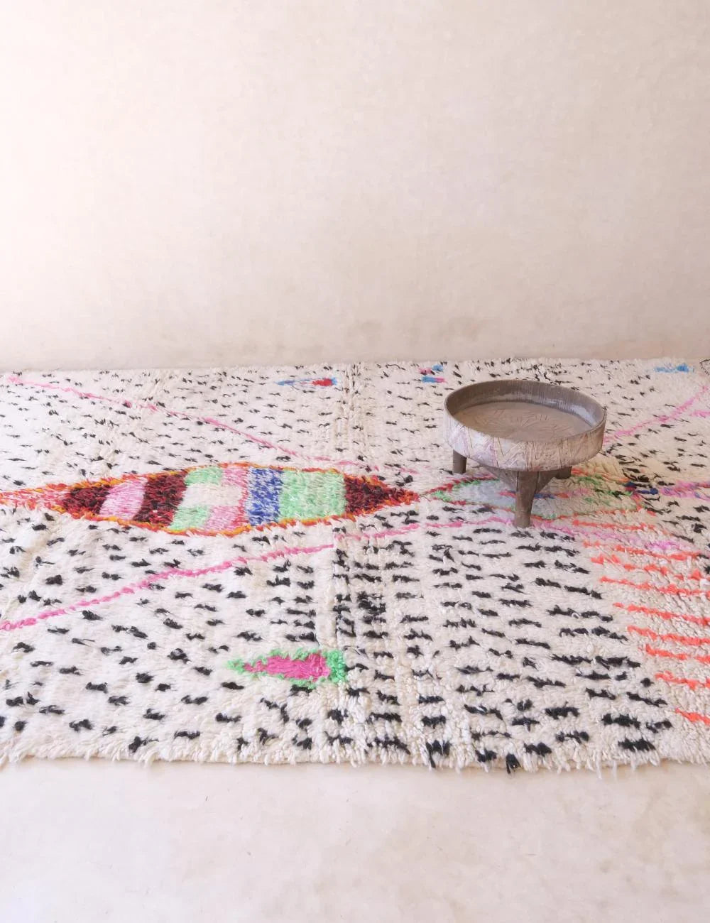 Moroccan Handknotted Neon Rug 9.4 x 6.5 ft / 288 x 200 cm - Surcoma