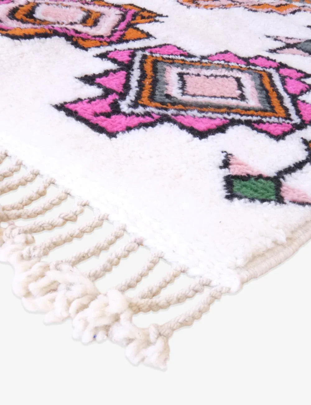 Moroccan Handknotted Wool Rug 7.9 x 4 ft / 242 x 123 cm - Surcoma