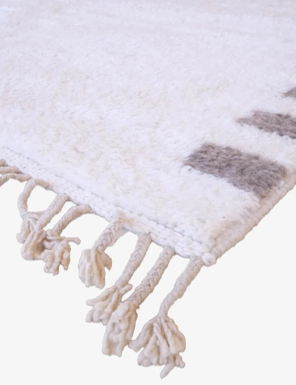 Handwoven Moroccan White Rug 11.5 x 8.2 ft / 350 x 250 cm - Surcoma