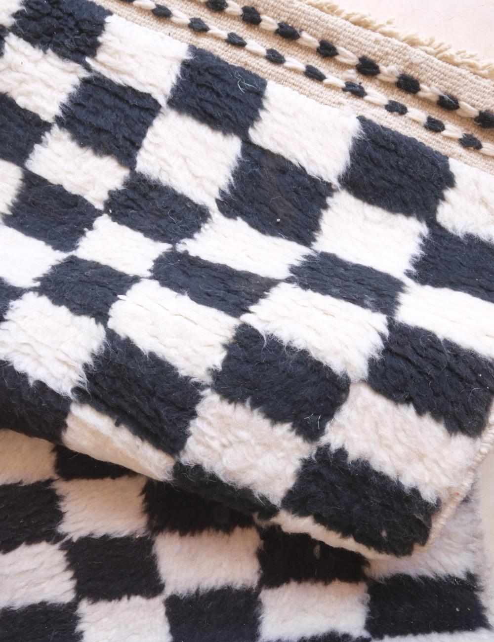 Moroccan Checkered Rug 8.5 x 3.4 ft / 260 x 104 cm