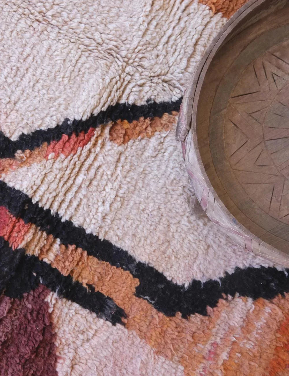 Moroccan Abstract Wool Rug 6.3 x 4.3 ft / 192 x 133 cm - Surcoma