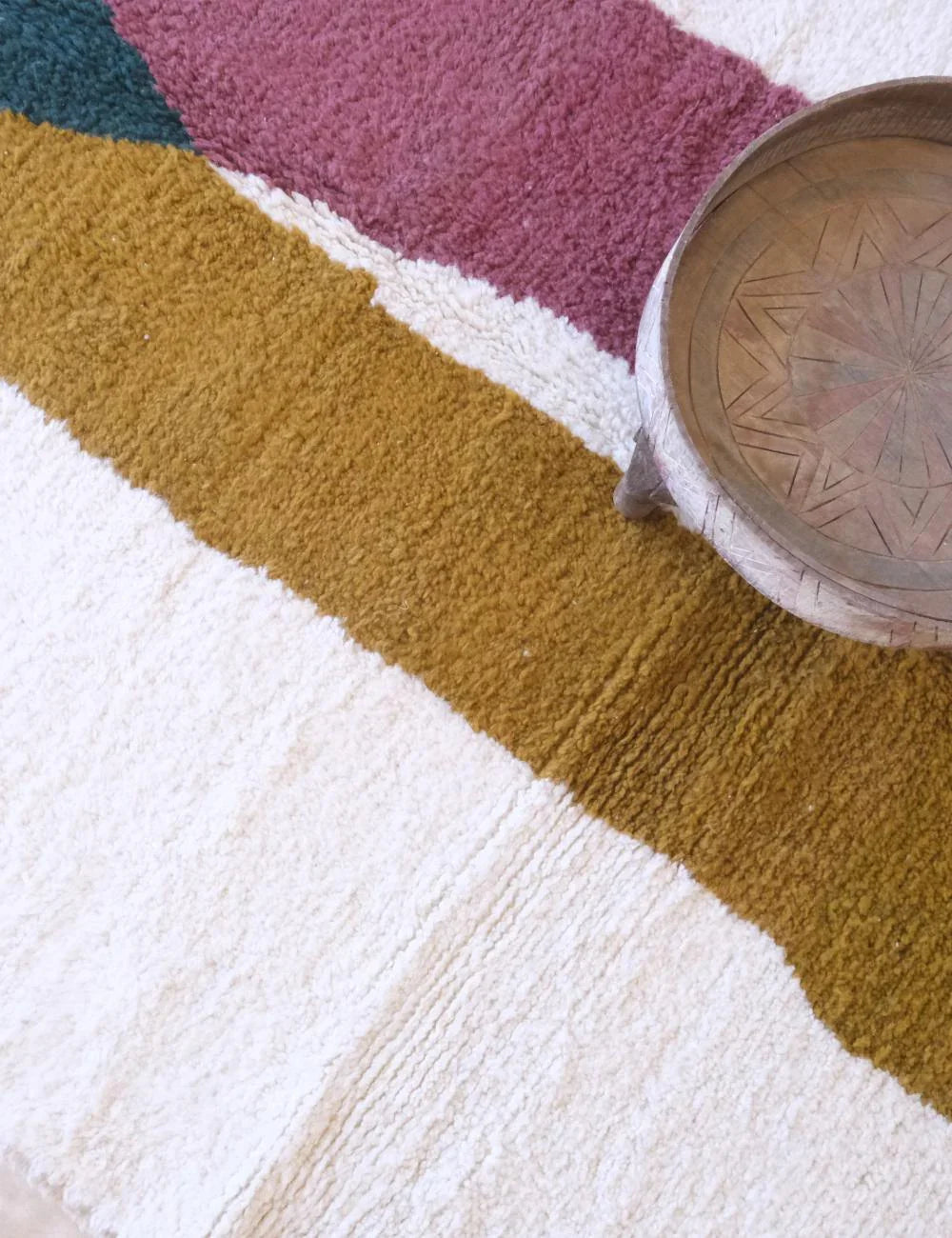 Handwoven Moroccan Berber Rug 7.7 x 5.7 ft / 235 x 175 cm - Surcoma