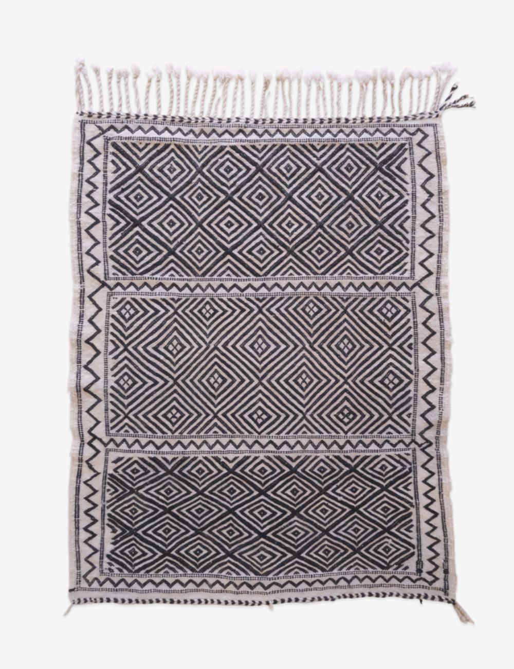 Moroccan Kilim Beni MRirt Rug 5 x 3.81 ft / 153 x 116 cm - Surcoma