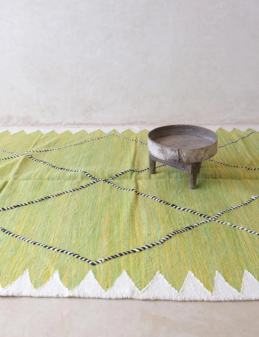 Moroccan Lemon Green Kilim Rug 10.1 x 6.4 ft / 307 x 196 cm - Surcoma