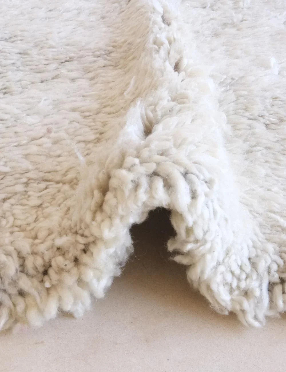 Moroccan Marmoucha Wool Rug 6.1 x 4.3 ft / 186 x 131 cm - Surcoma