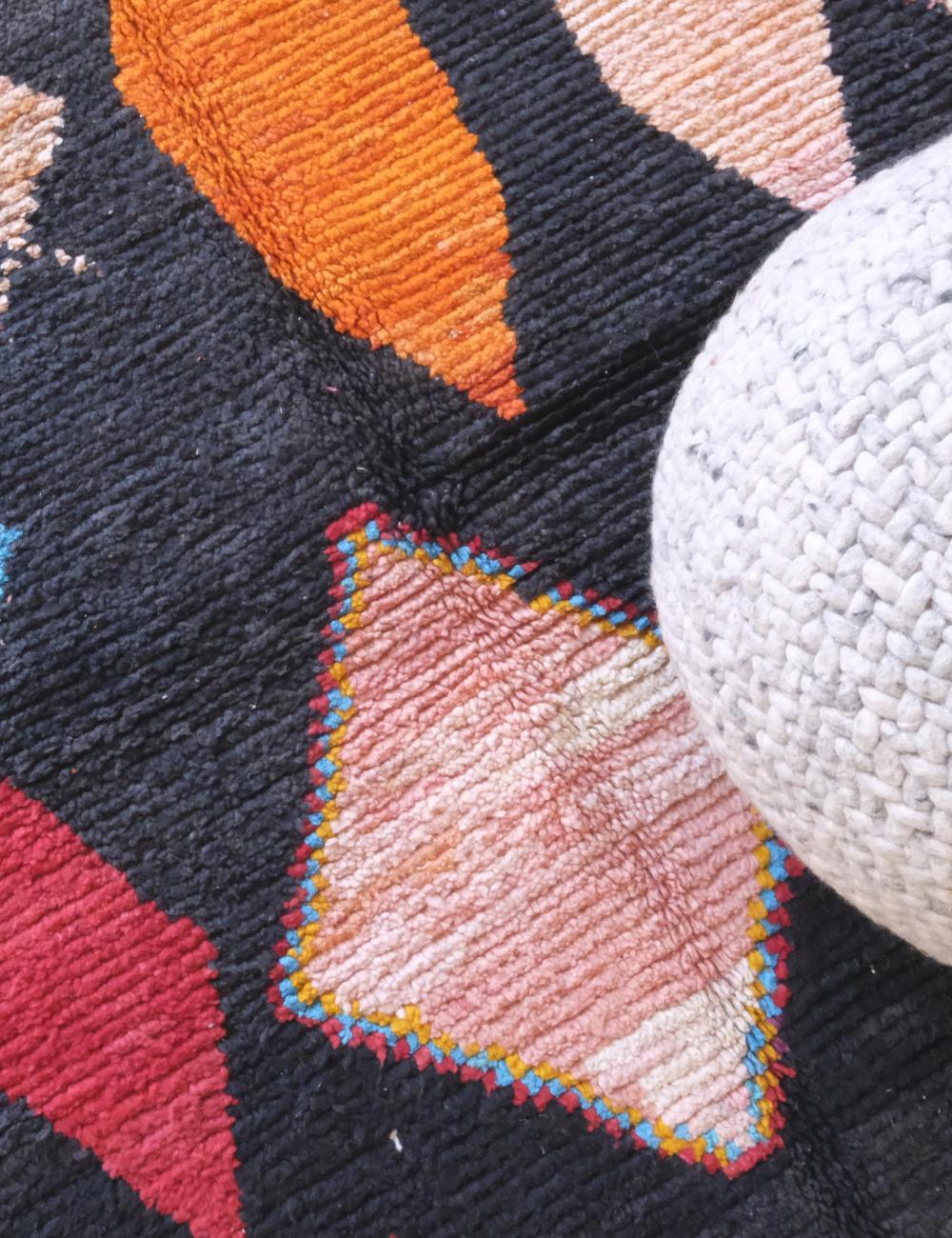 Moroccan Modern Boujad Wool Rug 8.9 x 5.5 ft / 270 x 170 cm - Surcoma