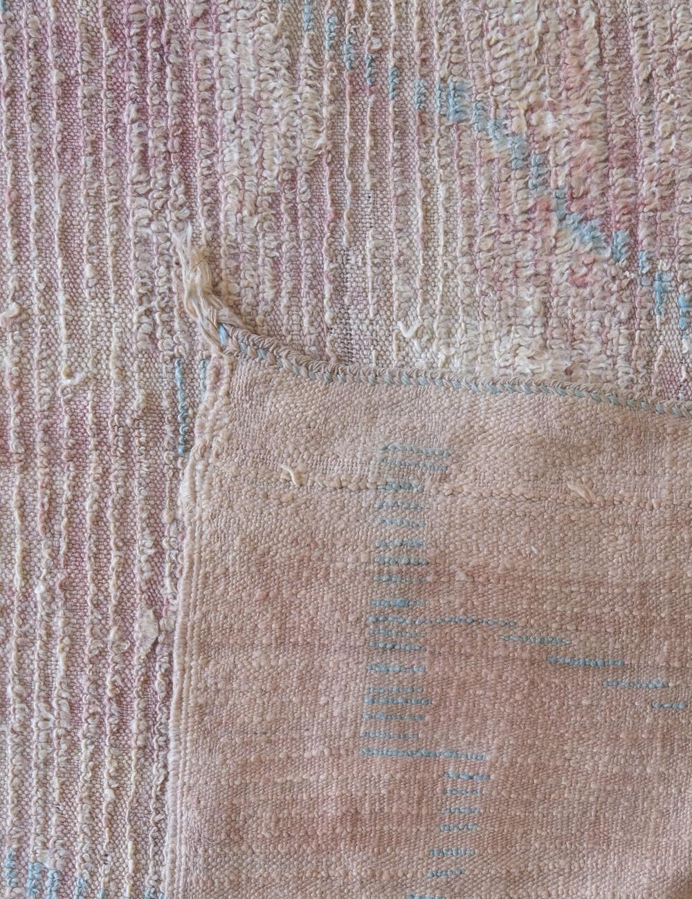 Handwoven Moroccan Peach Rug 9.4 x 4.9 ft / 288 x 152 cm - Surcoma
