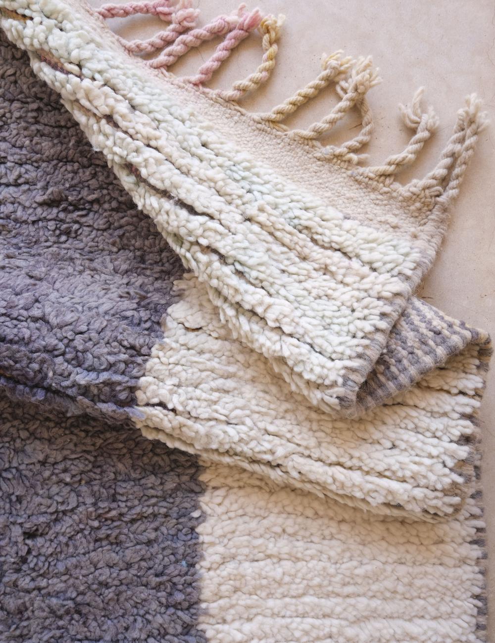 Moroccan Modern Area Rug 9.3 x 5.9 ft / 282 x 182 cm - Surcoma