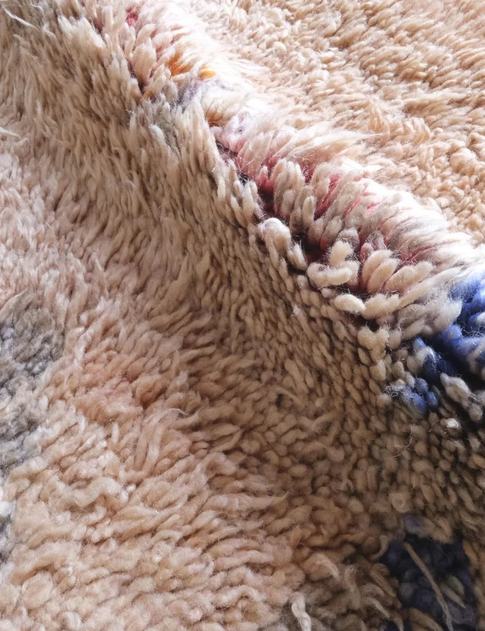 Moroccan Shag Rug 8.7 x 5.6 ft / 266 x 171 cm - Surcoma