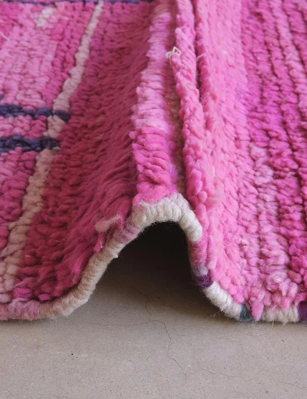 Pink Moroccan Wool Rug 8.7 x 4.6 ft / 265 x 142 cm - Surcoma