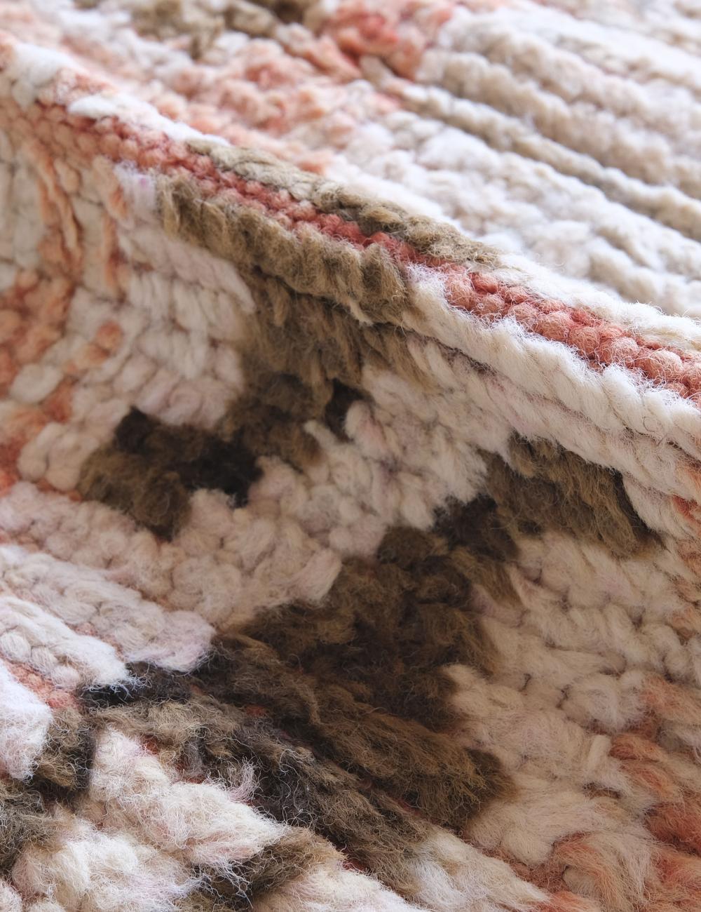 Boujad Moroccan Coral Pink Rug 8.6 x 5.3 ft / 263 x 164 cm - Surcoma
