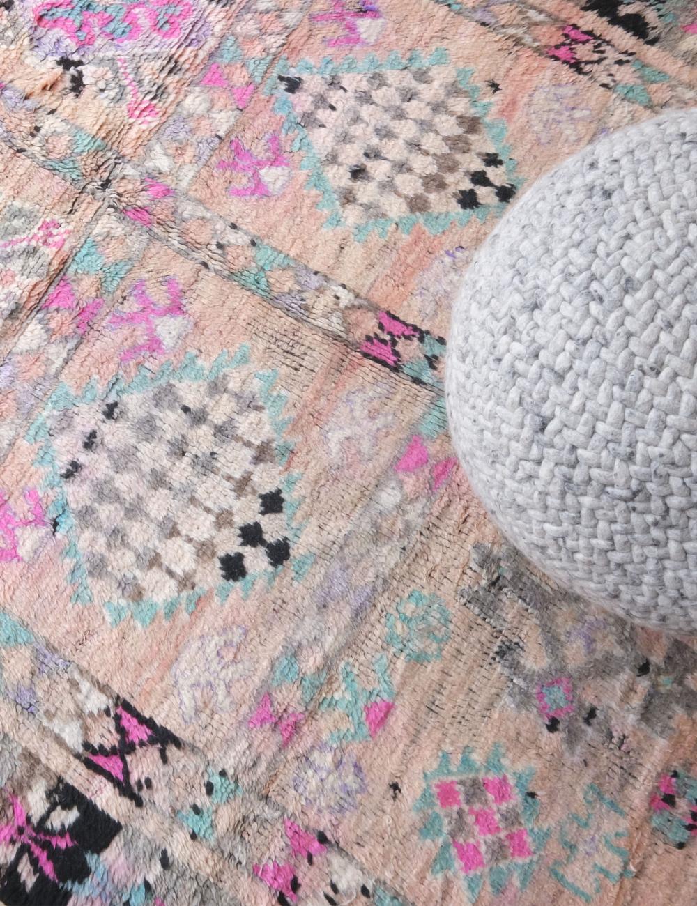 Handknotted Moroccan Floral Rug 9.4 x 6 ft / 286 x 185 cm - Surcoma