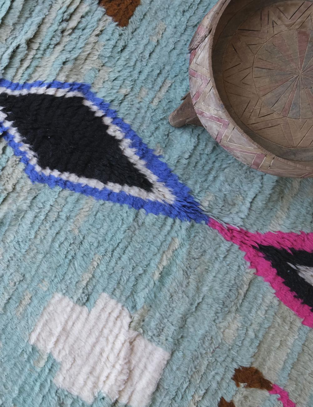 Moroccan Modern Area Rug 9 x 4.7 ft / 274 x 146 cm - Surcoma