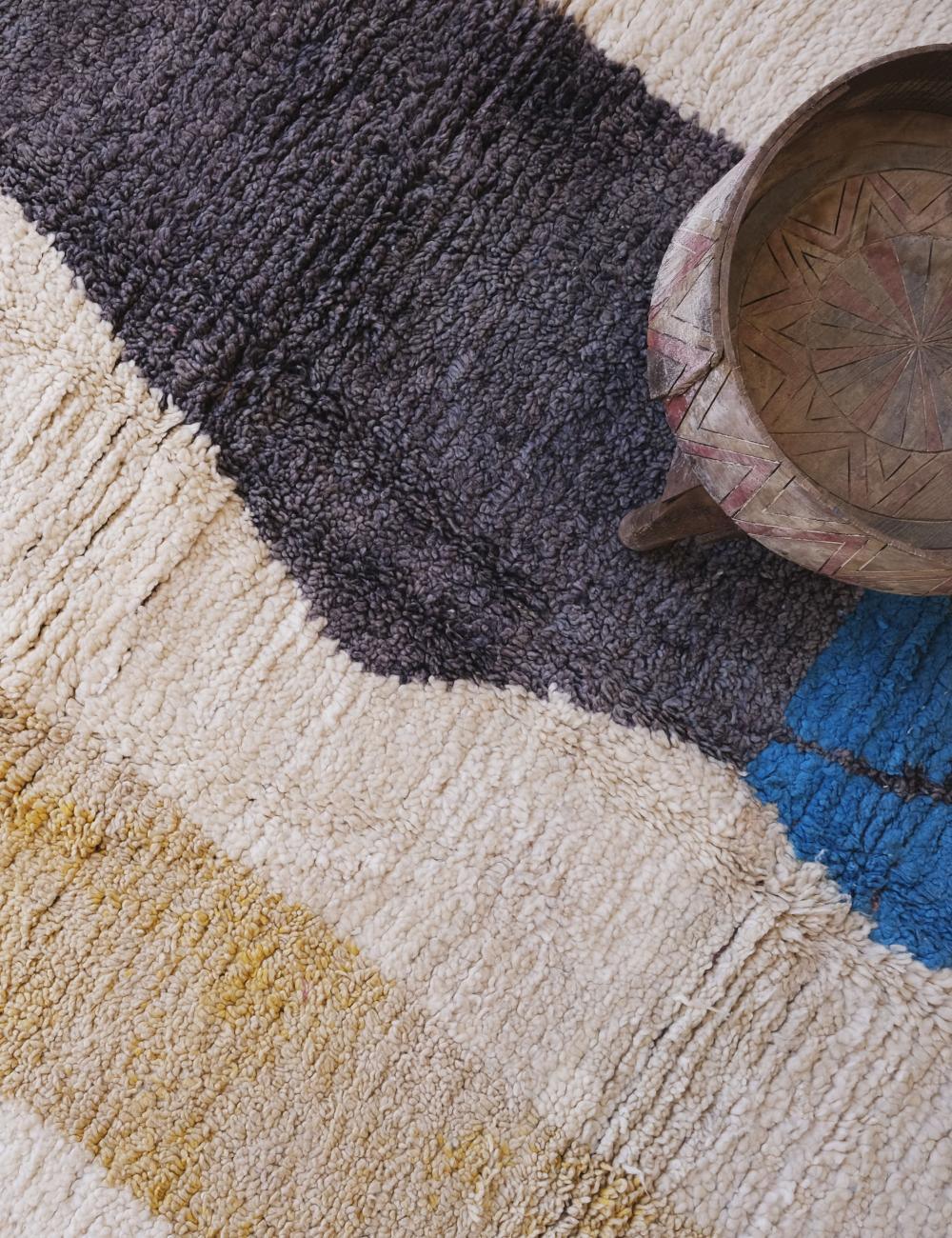 Moroccan Modern Area Rug 9.3 x 5.9 ft / 282 x 182 cm - Surcoma