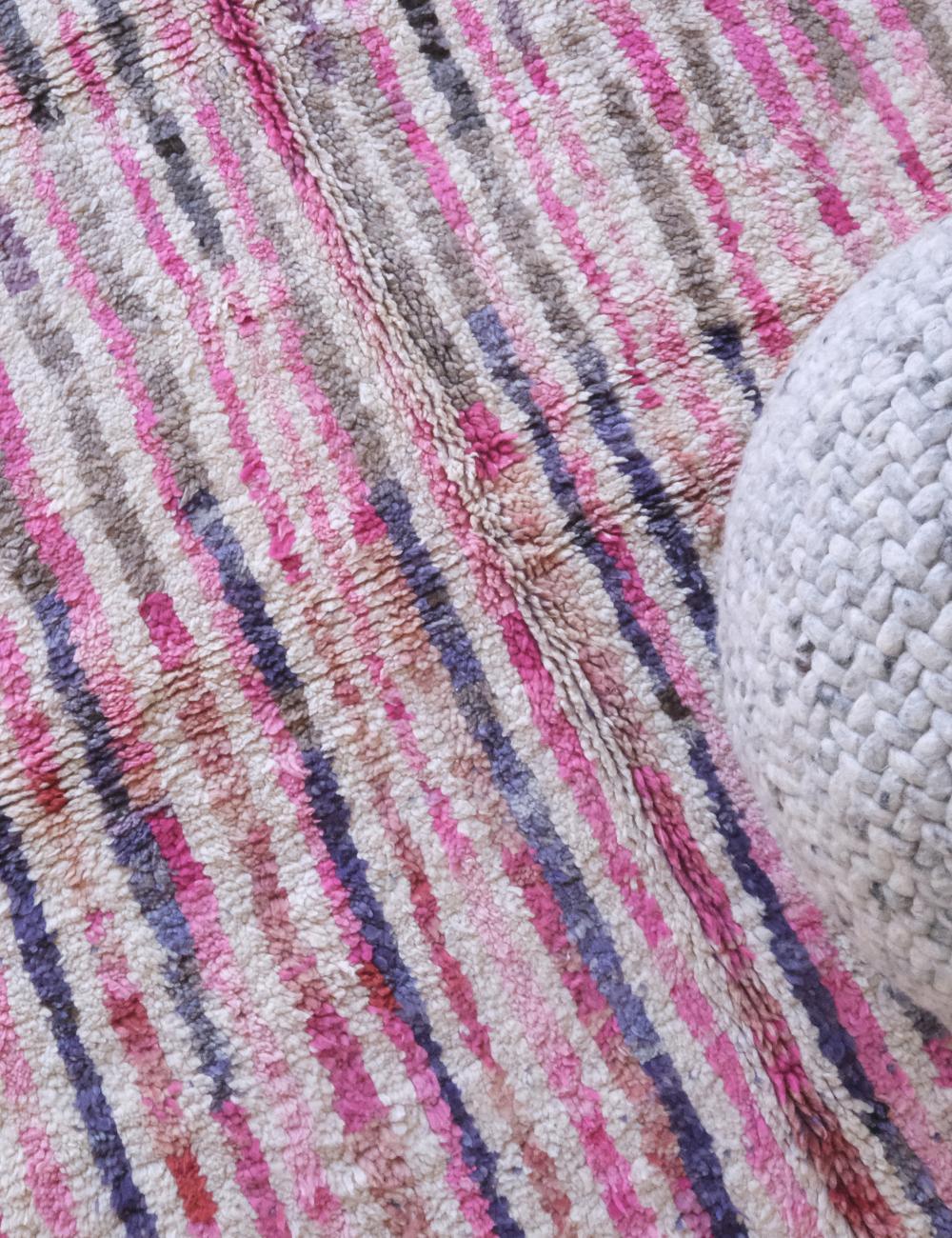 Moroccan Pink Stripe Wool Rug 7 x 4.9 ft / 212 x 152 cm - Surcoma