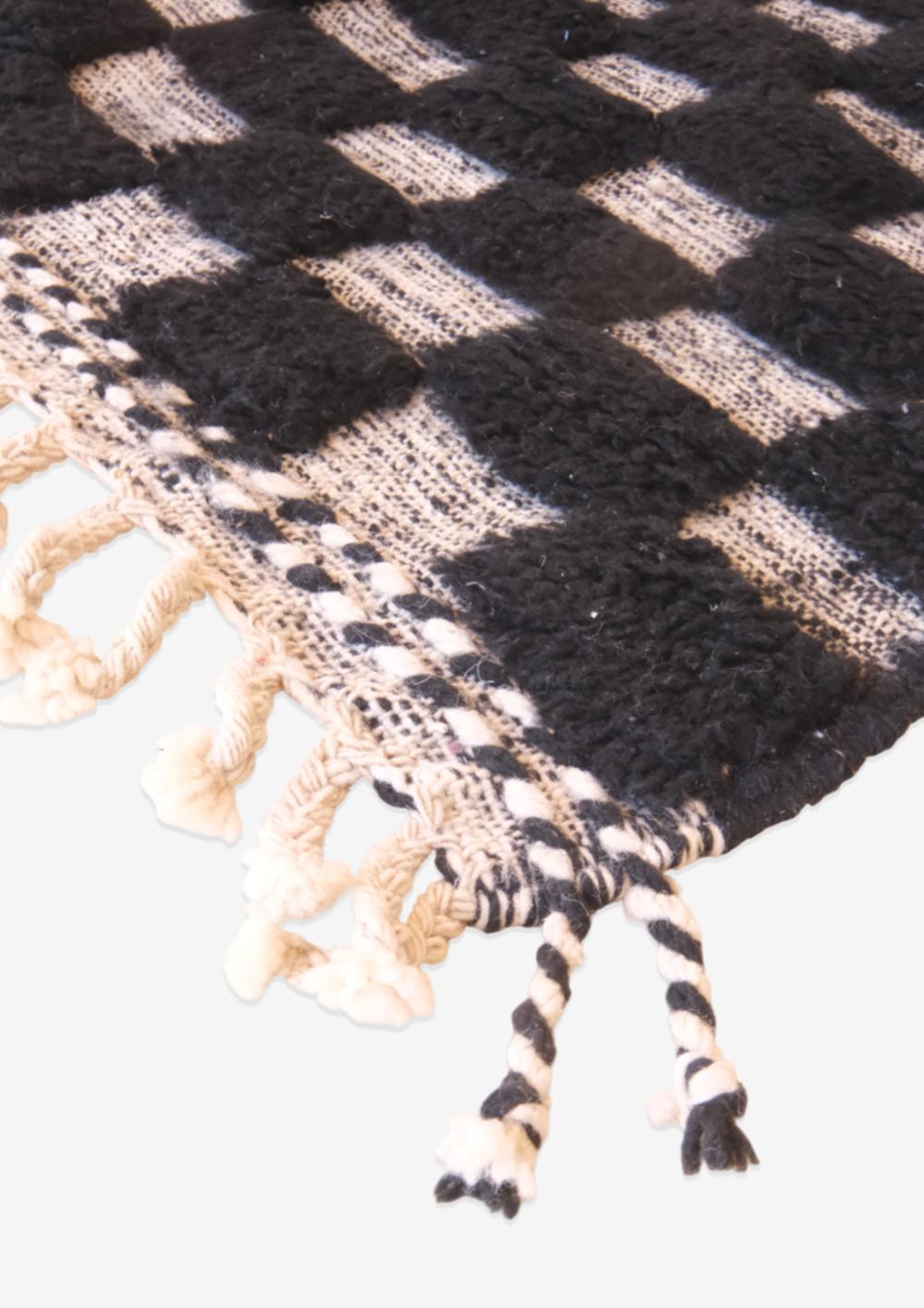 Moroccan Textured Checkerboard Rug 5 x 4 ft / 151 x 124 cm