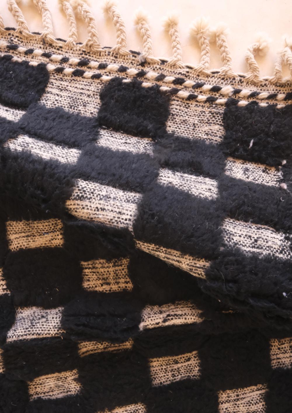 Moroccan Textured Checkerboard Rug 5 x 4 ft / 151 x 124 cm