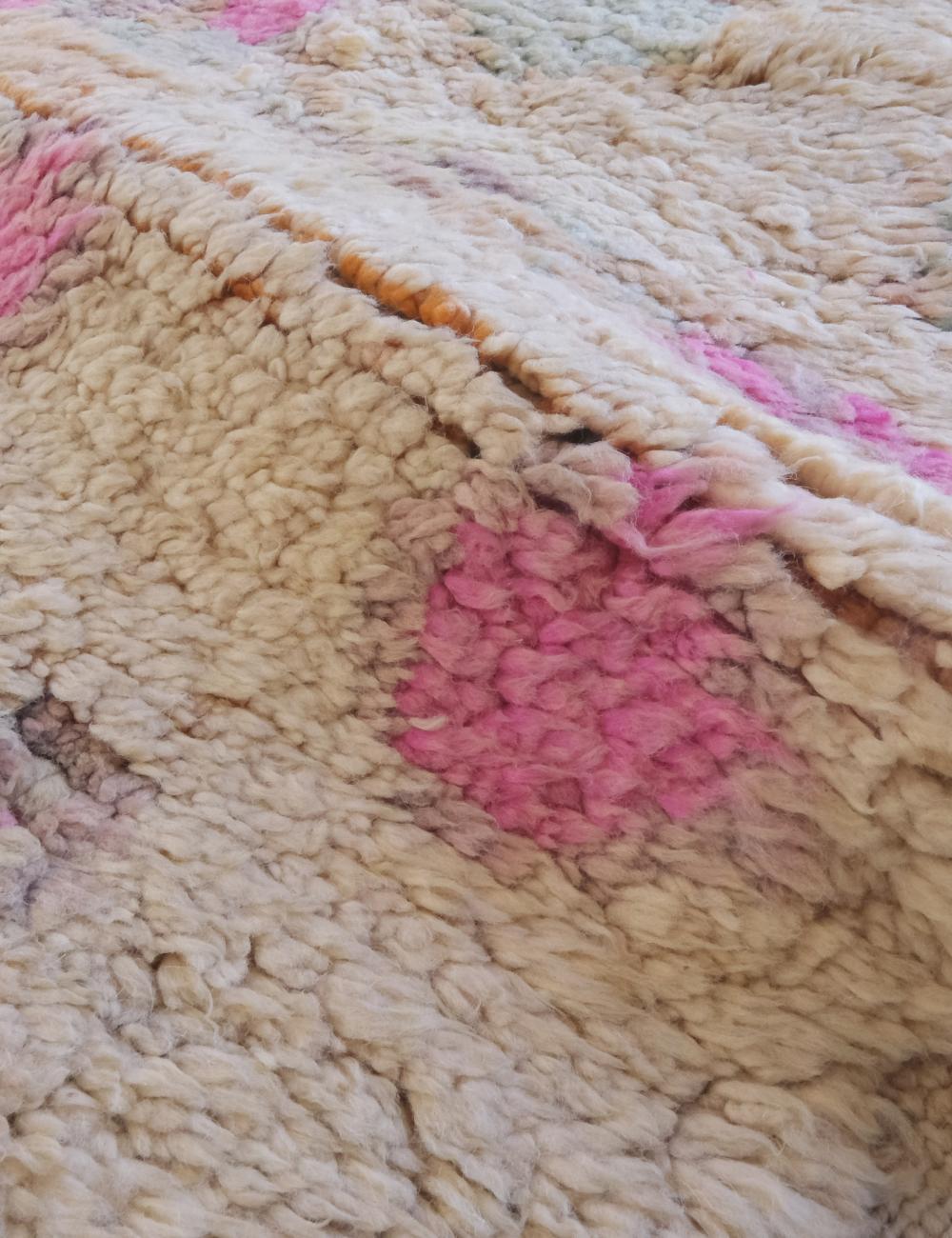 Moroccan Vintage Boujad Rug 7.9 x 5.2 ft / 240 x 160 cm