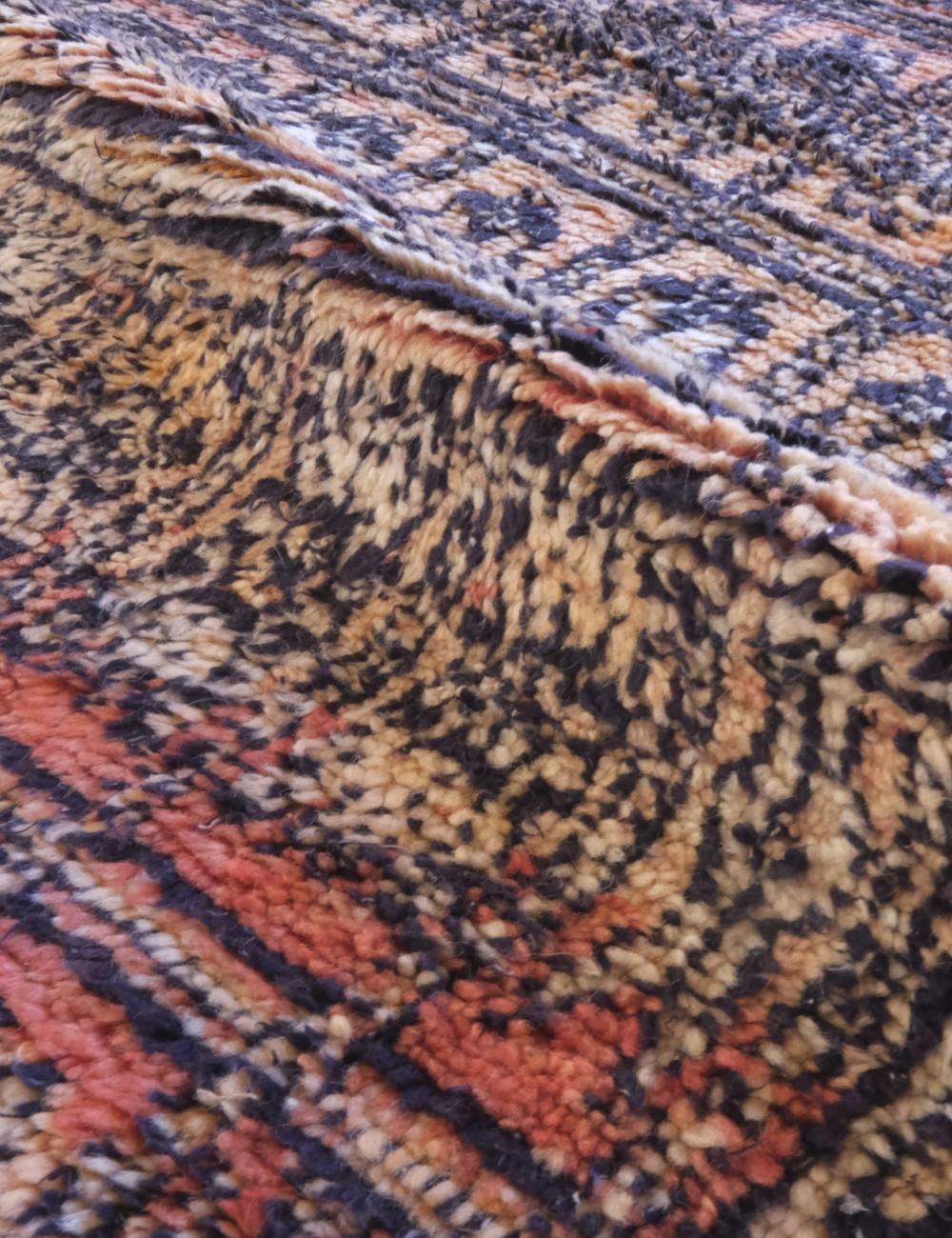 Moroccan Zemmour Wool Rug 9.4 x 6.6 ft / 287 x 202 cm