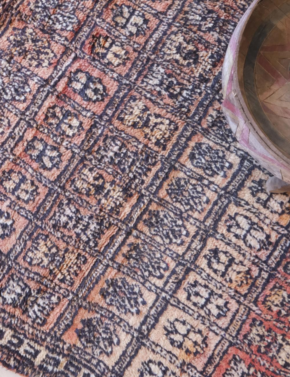 Moroccan Zemmour Wool Rug 9.4 x 6.6 ft / 287 x 202 cm