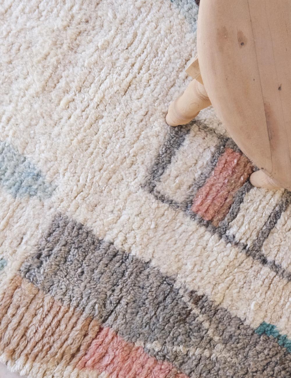 Earthy Tone Rug 8.3 x 5.7 ft / 253 x 174 cm