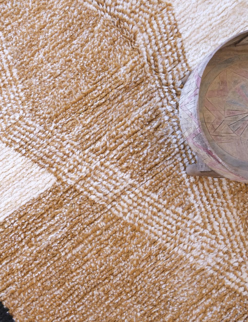 Neutral Moroccan Wool Rug 8.7 x 7.2 ft / 266 x 221 cm - Surcoma