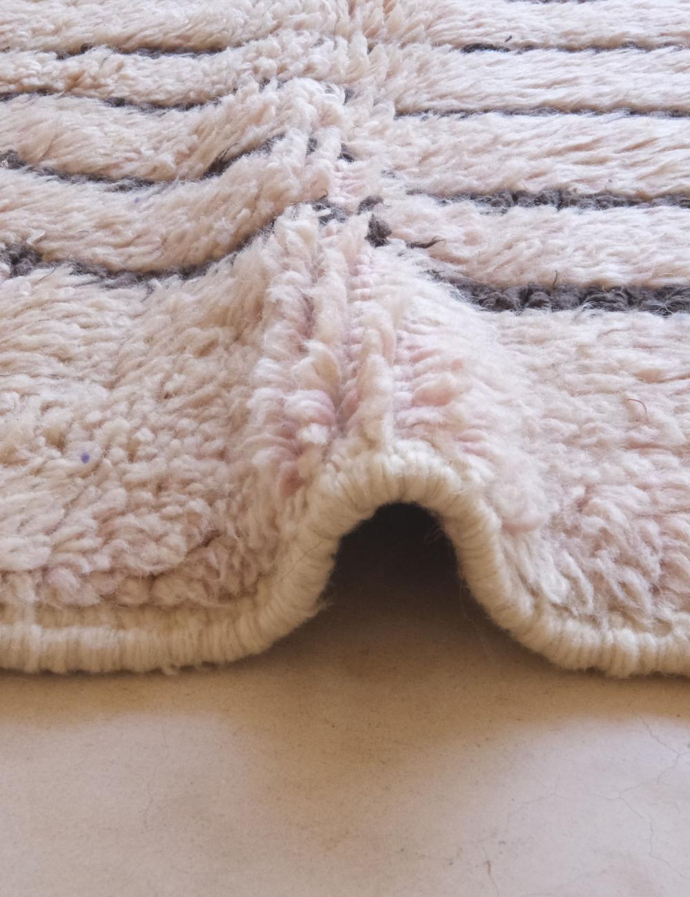 Pale Pink Moroccan Wool Rug 5.7 x 3.8 ft / 173 x 116 cm