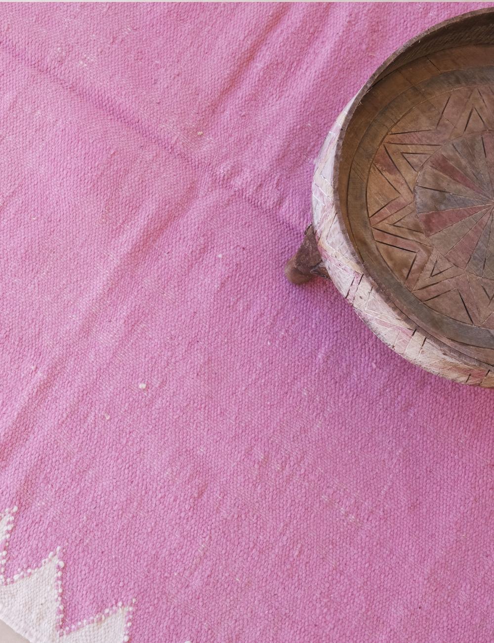 Pink Kilim Moroccan Rug 7.6 x 4.5 ft / 233 x 138 cm - Surcoma