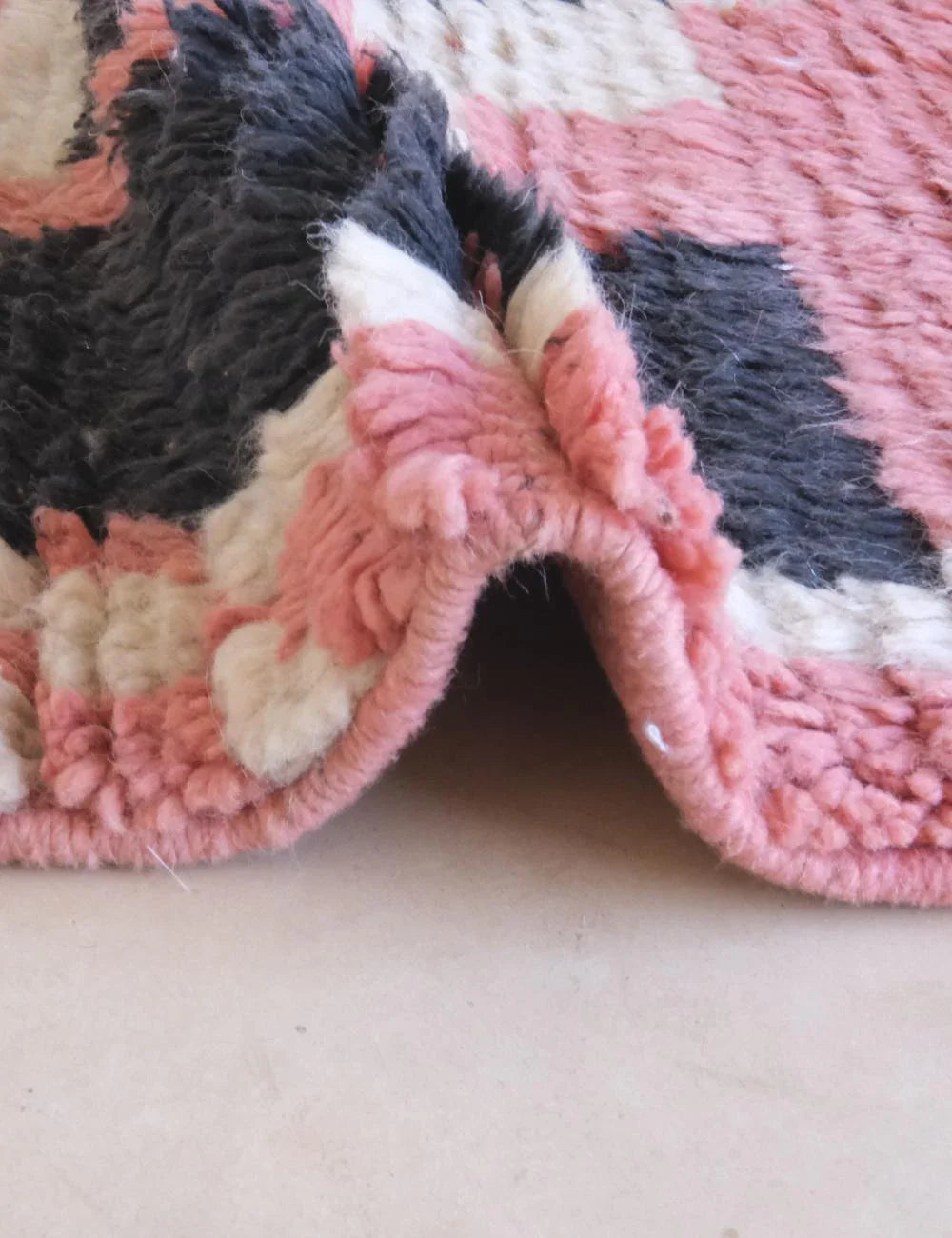 Pink Moroccan Runner Rug 12.4 x 2.3 ft / 379 x 71 cm