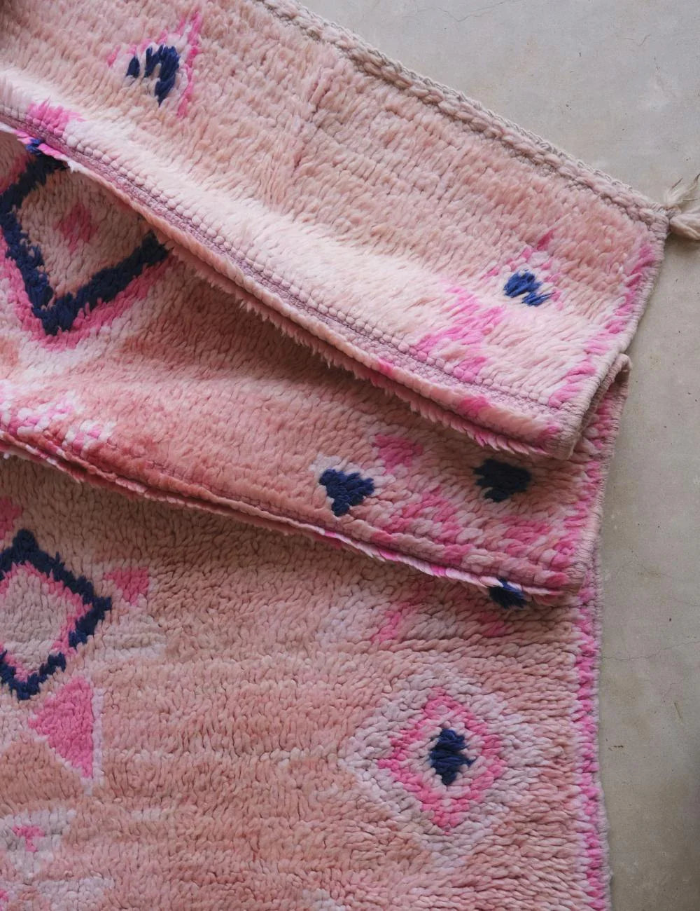 Pink Moroccan Runner Wool Rug 9.1 x 3.3 ft / 277 x 102 cm - Surcoma