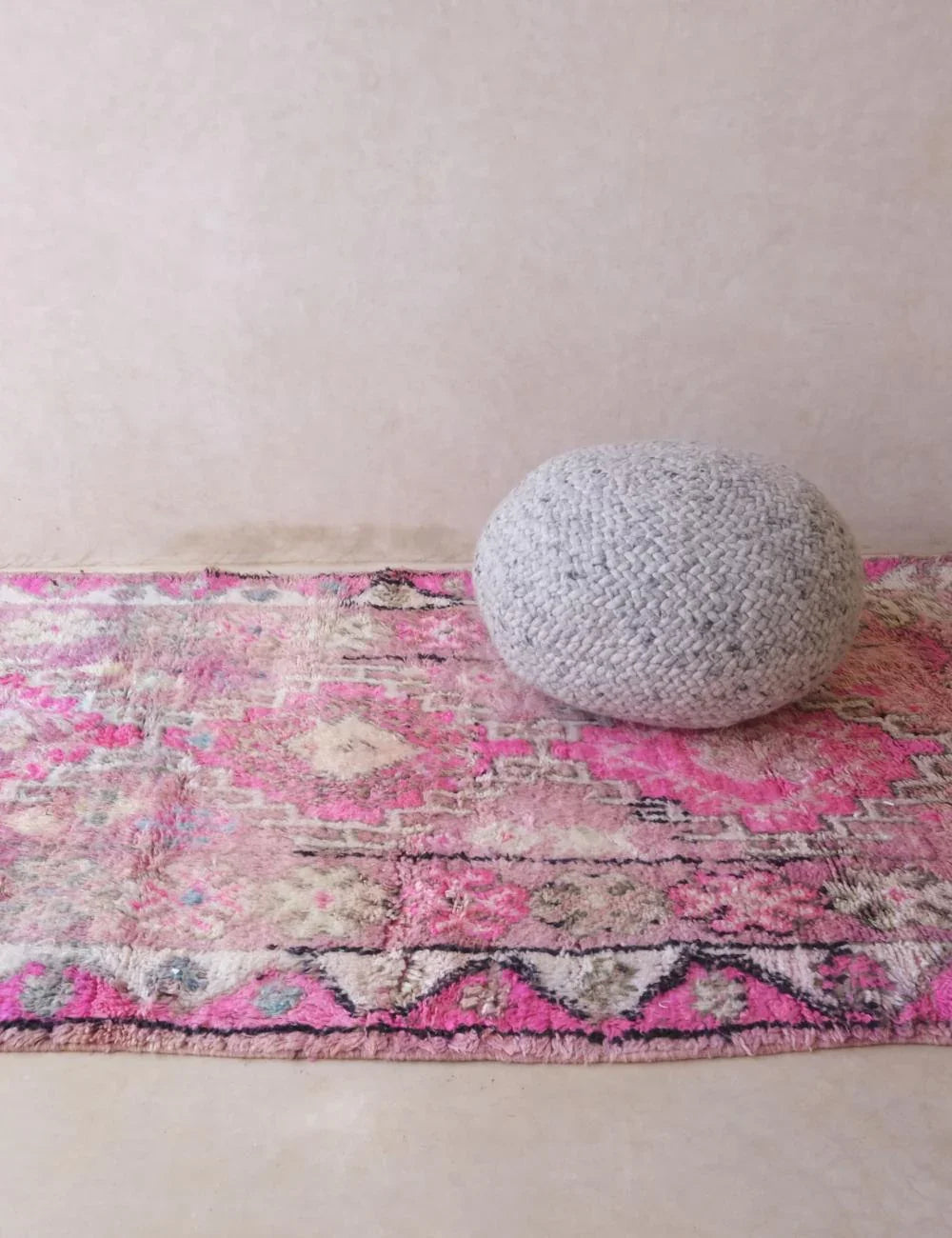 Pink Moroccan Wool Rug 9.2 x 5.2 ft / 281 x 160 cm - Surcoma