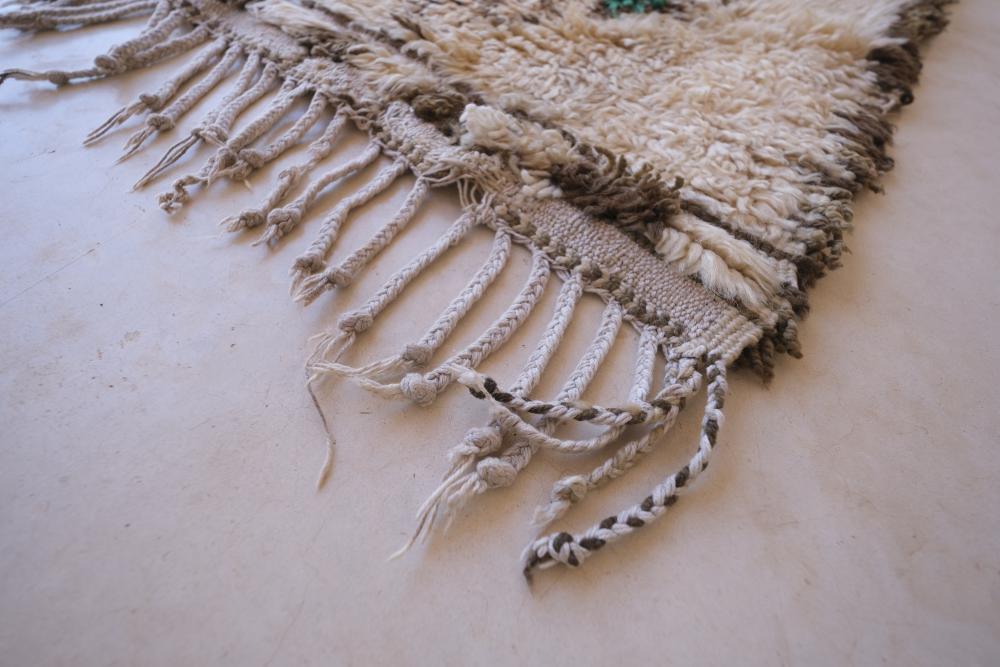 Moroccan Off-White and Green Marmoucha Rug 9.4 x 7 ft / 287 x 214 cm - Surcoma