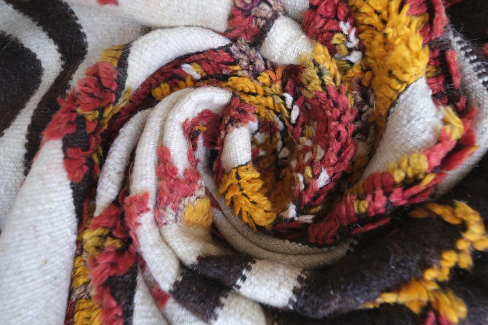 Natural Handknotted Kilim Glaoui 9.5 x 4.5 ft / 290 x 140 cm - Surcoma