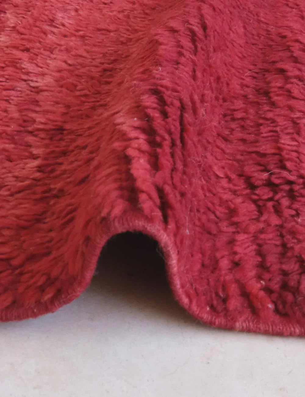 Red Hand-knotted Moroccan Wool Rug 8.7 x 4.8 ft / 264 x 148 cm - Surcoma