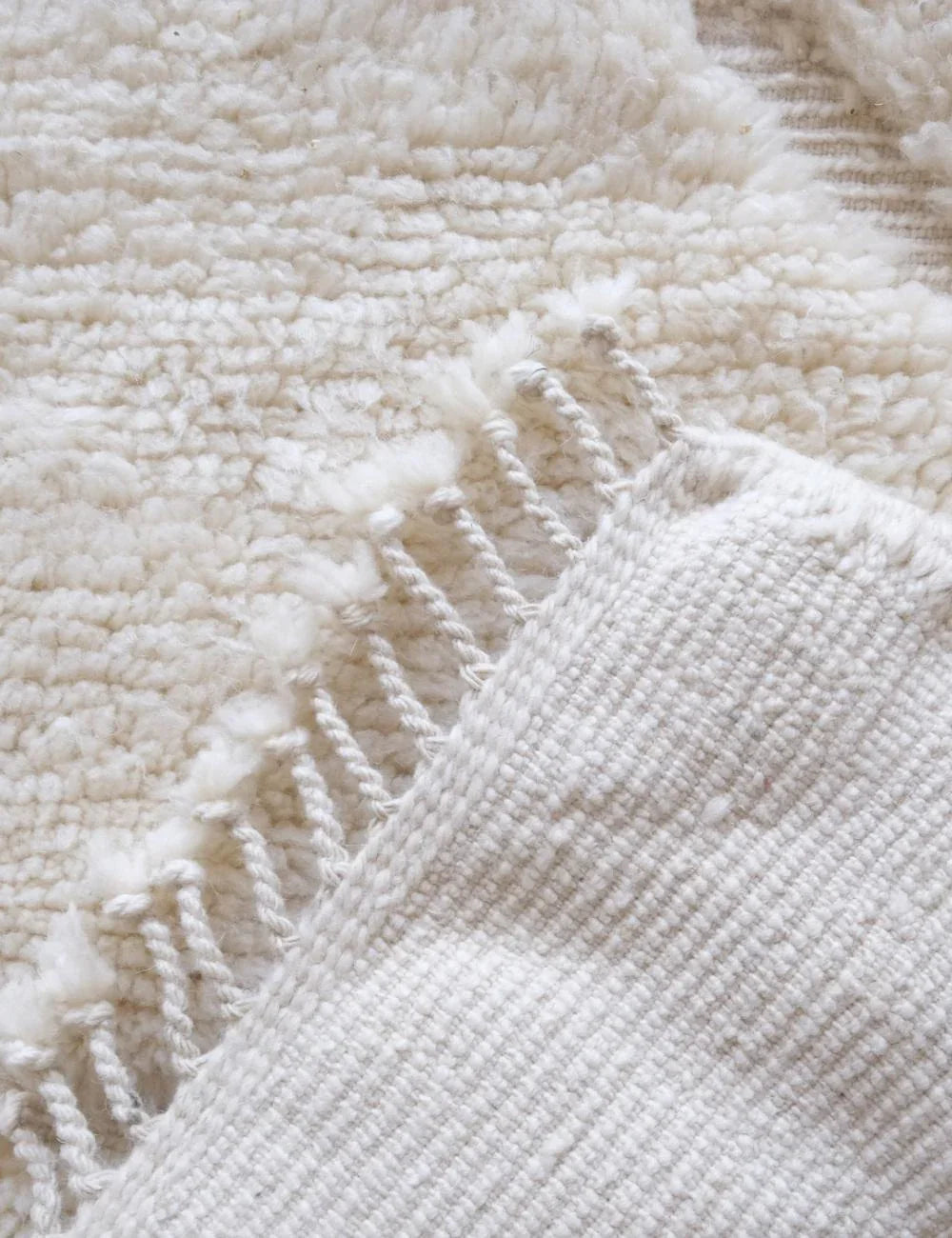 Small Luxury Beni Mrirt Rug 3.7 x 3.3 ft / 114 x 103 cm - Surcoma