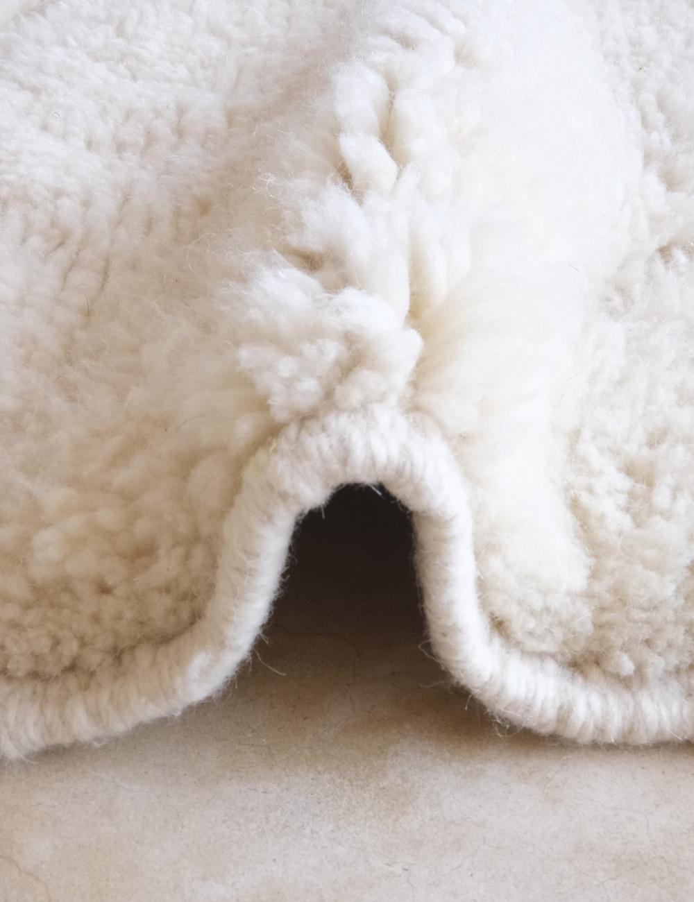 Small Luxury Beni Mrirt Rug 3.7 x 3.3 ft / 114 x 103 cm