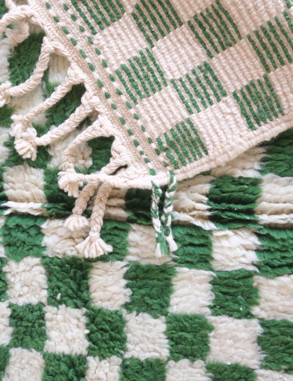 Small Green Checkered Wool Rug 5.1 x 3.5 ft / 156 x 107 cm - Surcoma